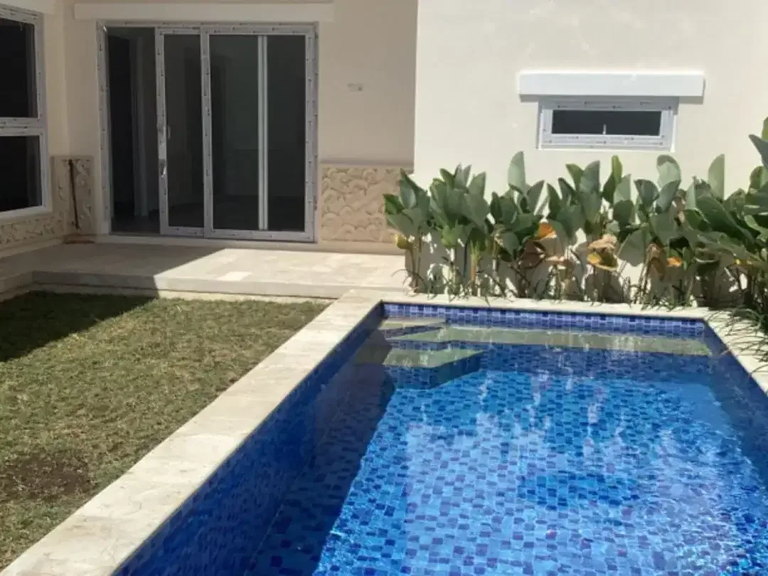 Villa 3 Bedrooms Leasehold in Great Location Sanur - Image 6 of 10
