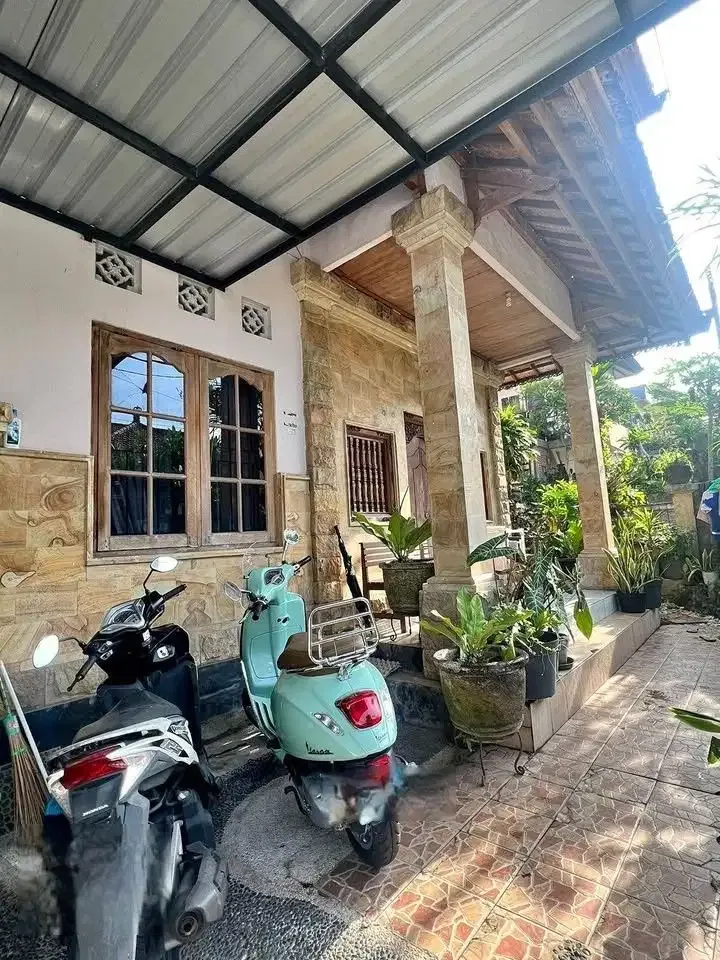 Rumah 2 Lantai Terawat Siap Huni di Denpasar Timur - Image 5 of 8
