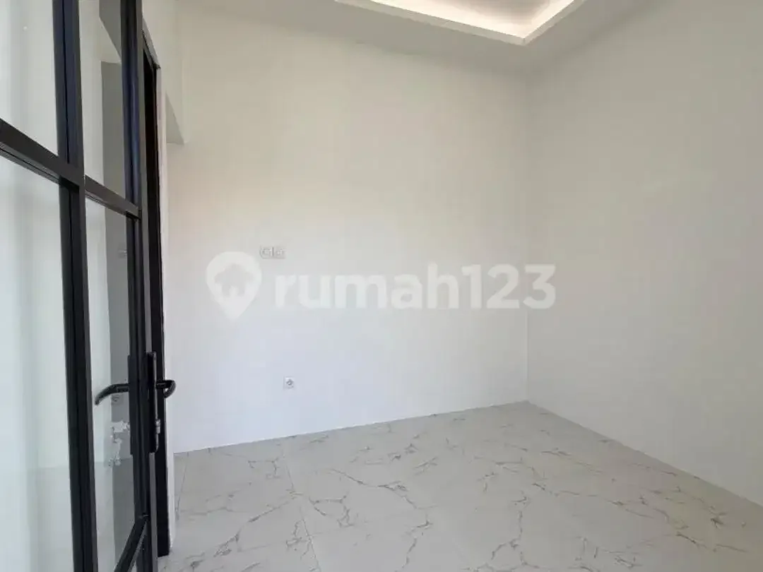 For Rent Rumah Baru 2 Lantai di Denpasar Selatan - Image 5 of 5