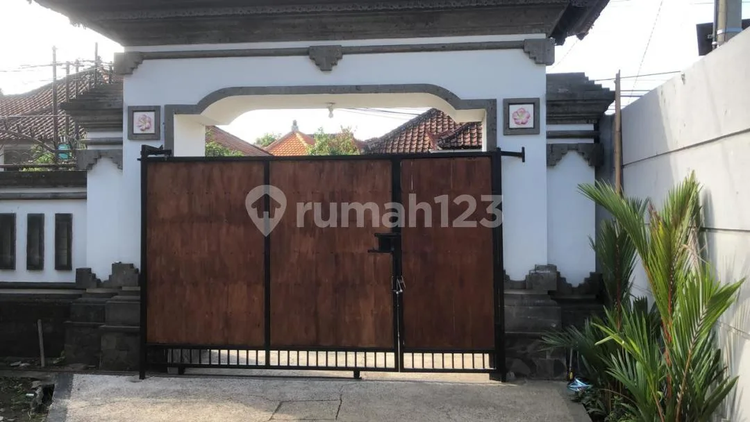 Rumah Style Classic Balidi Area Renon - Image 1 of 4