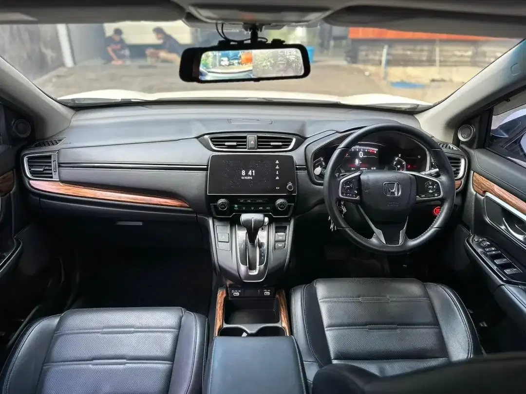CRV TURBO PRETIGE SENSING 2021 LOW KM TERIMA DK - Image 8 of 10