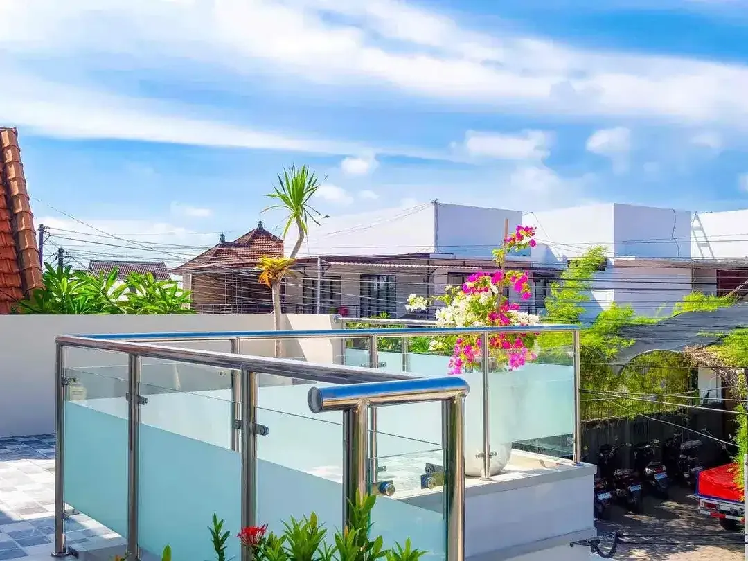 Di Villa 2 Lantai dengan kolam renang  , Kerobokan Kuta Utara Badung - Bali - Image 9 of 10