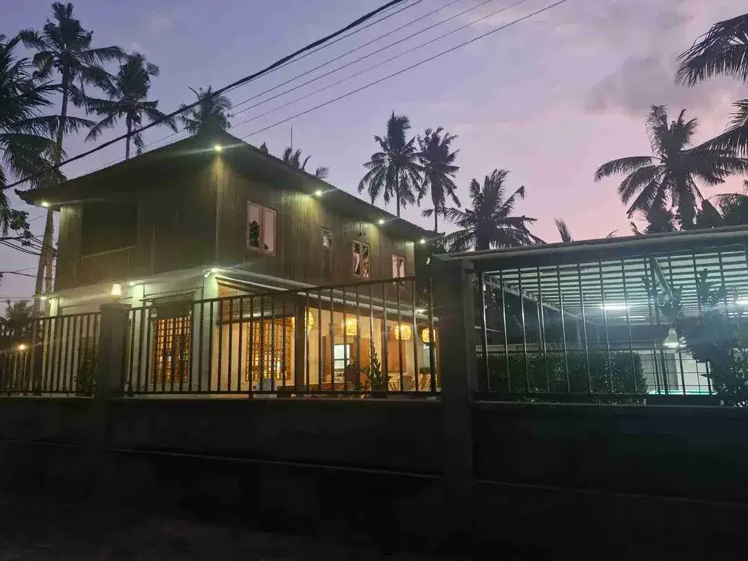 Sublease Bistro dan Wodden House Fully Equipped di Pantai Saba Gianyar - Image 2 of 10