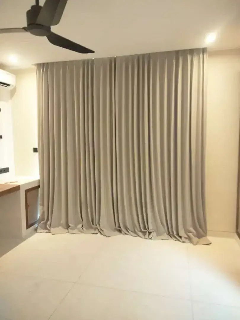 Curtain Gorden Korden Blackout Polos untuk Villa Hotel - Image 9 of 9