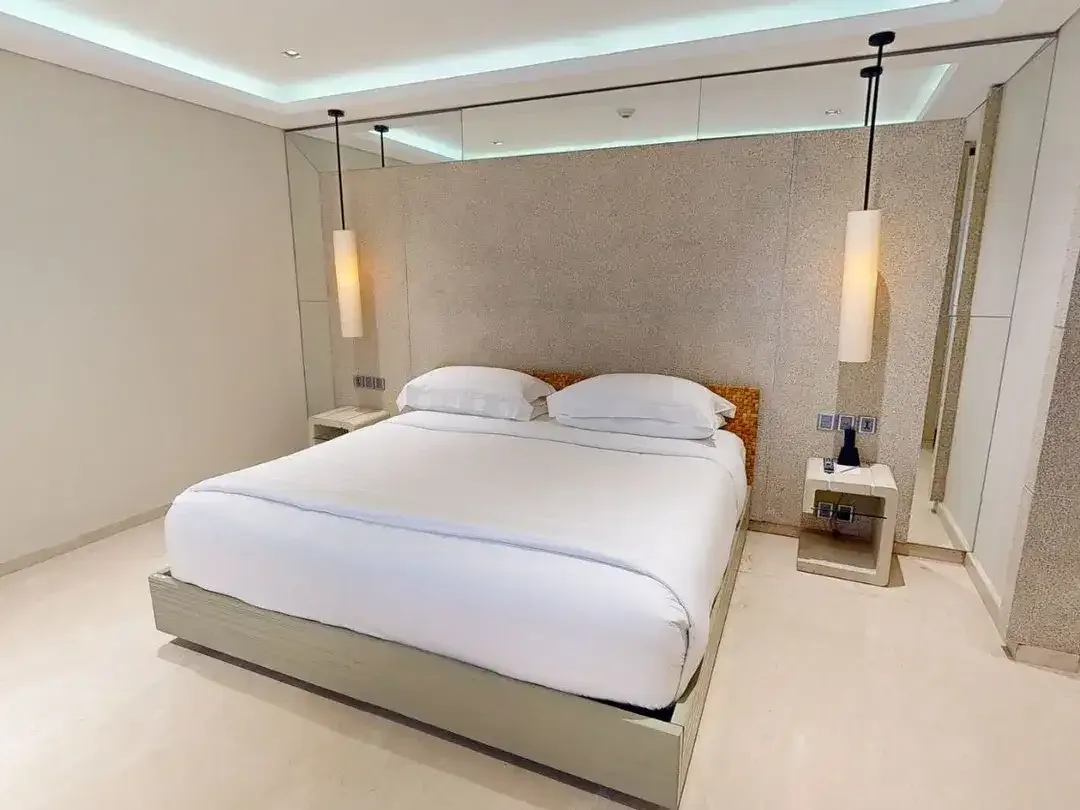 Leasehold - Oceanfront Luxury Serene 2 Bedroom Residence with Sunset Views in Canggu - Image 6 of 10
