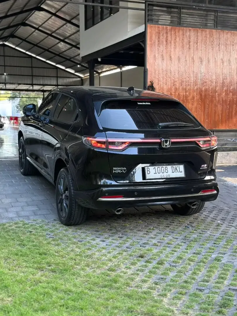 HRV RS 2022 TURBO MATIC LOW KM TERIMA DK ISTIMEWA SIAP PAKAI - Image 4 of 10