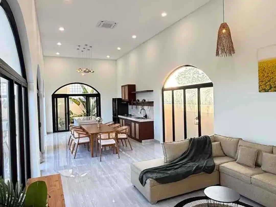 VILLA BARU DISEWAKAN – VIEW GWK, LAUT & SUNSET | KUTUH, KUTA SELATAN, BALI - Image 4 of 10