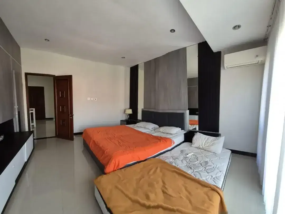 JUAL RUMAH SEMI VILLA PURI GADING - Image 8 of 10