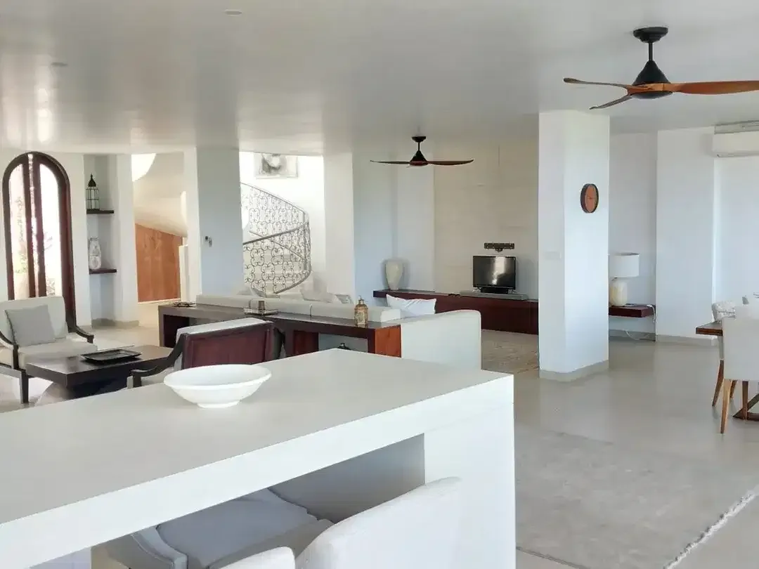 Leasehold - Villa Elegan di Ungasan Bali dengan View Laut - Image 3 of 10