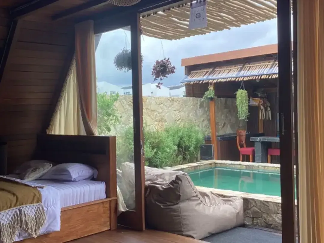 Freehold - Mezzanine Villa 2 Bedrooms In Kerobokan Bali - Image 6 of 10
