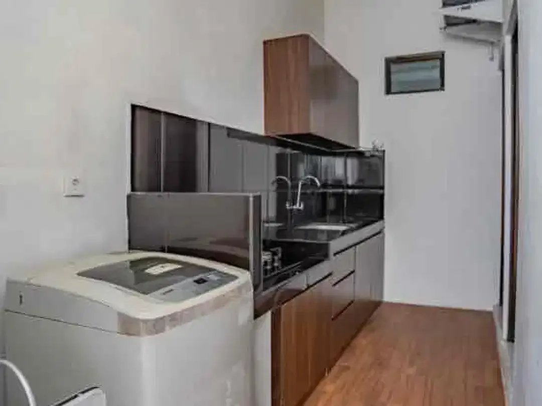 Rumah Modern Minimalis 2 Lantai di Ungasan - Desain Clean & Siap Huni - Image 4 of 8