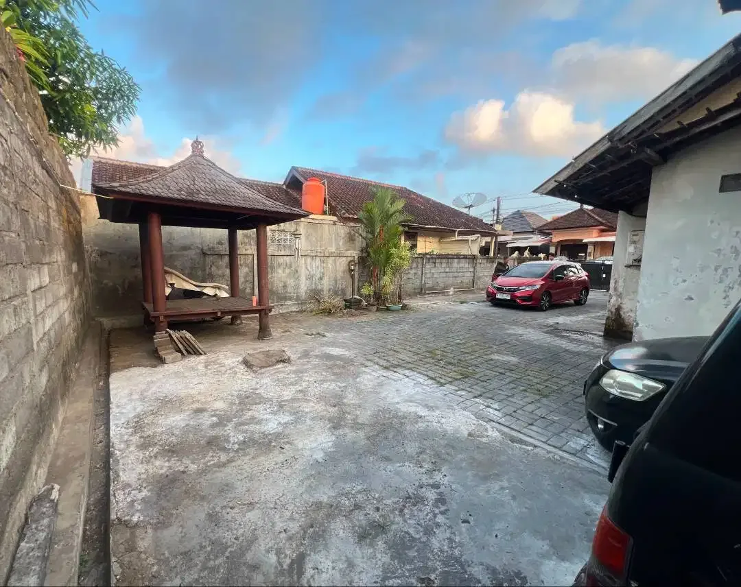 Dijual Rumah Kota Denpasar Selatan - Image 2 of 10