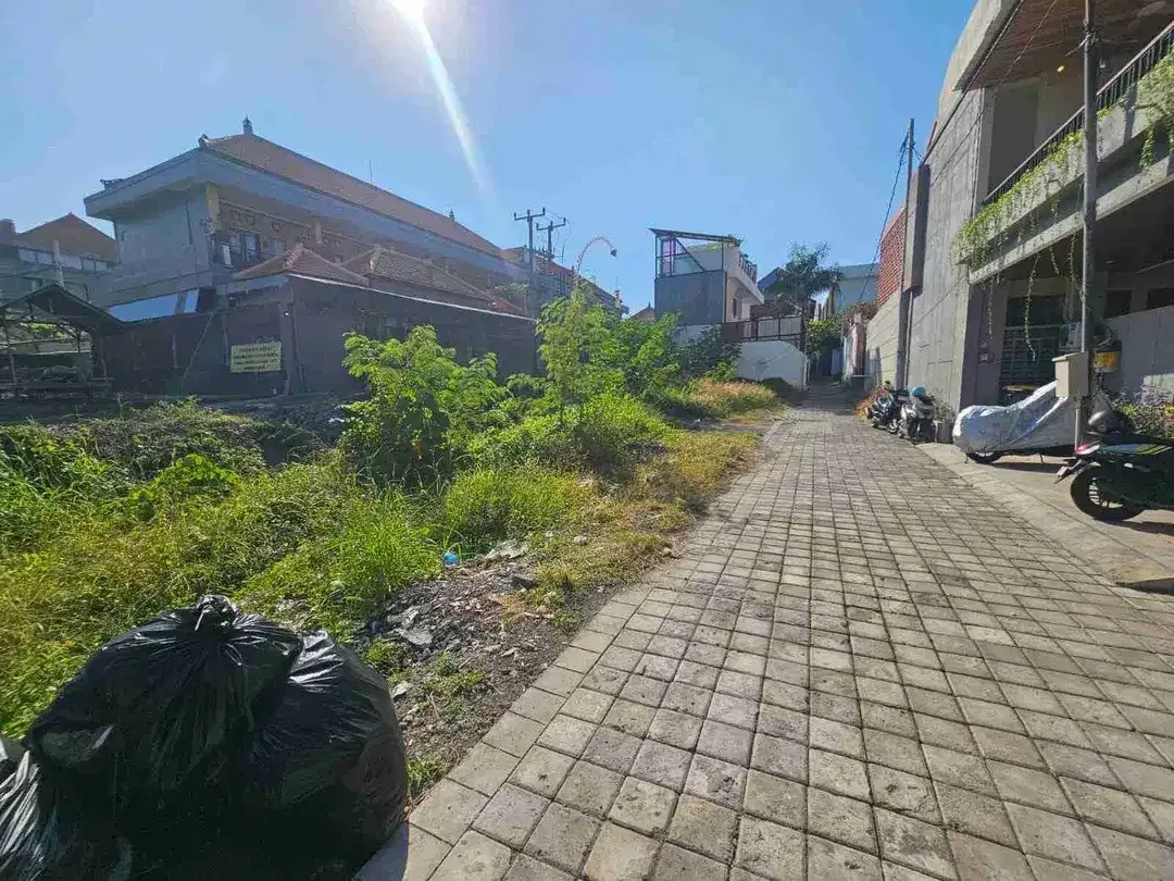 DIJUAL TANAH KECIL PANTAI BRAWA - Image 5 of 9
