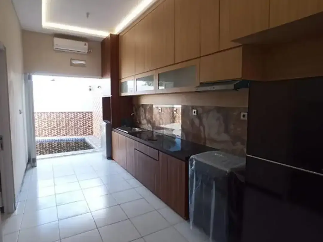 Villa Baru 3 Kamar Tidur Dekat Pantai Melasti Dijual di Ungasan - Image 3 of 9