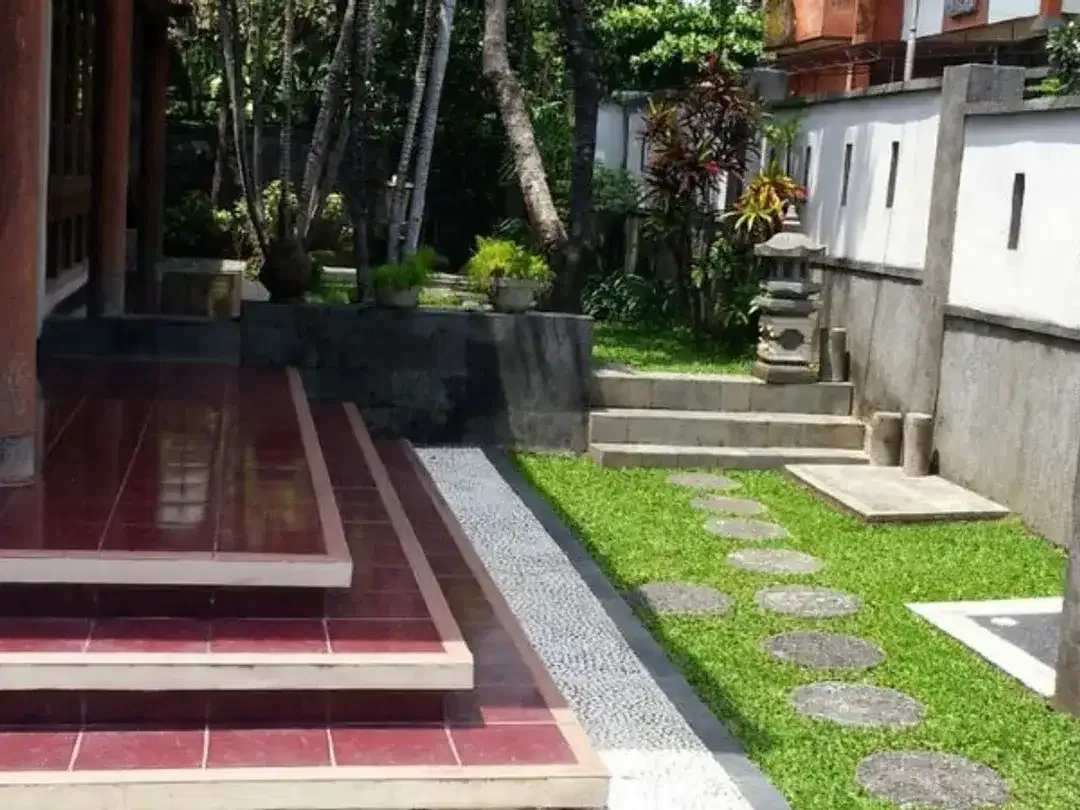 RUMAH STRATEGIS PUSAT KOTA DI AHMAD YANI DENPASAR - Image 6 of 9