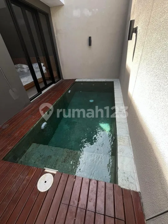 Rumah Semi Villa Ready Lokasi Premium Dekat Ke Canggu - Image 1 of 4