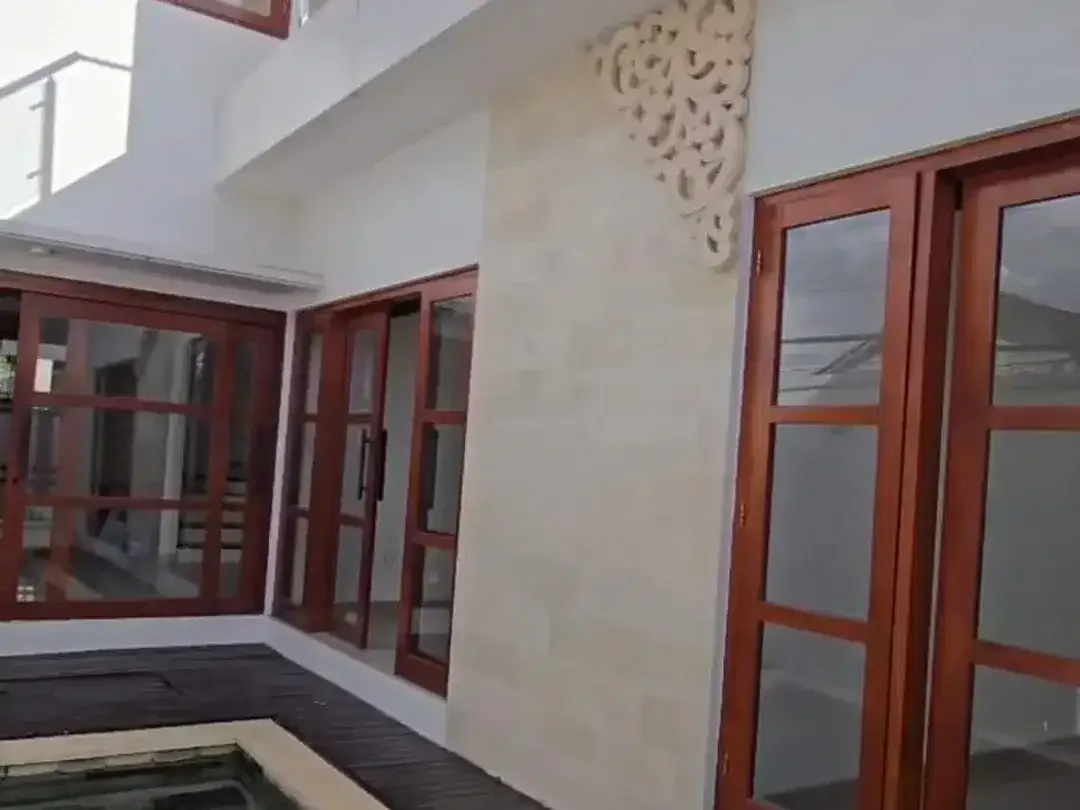 READY UNIT VILLA 3 BR KAWASAN BAGUS TENANG LOKASI NUSA DUA - Image 10 of 10
