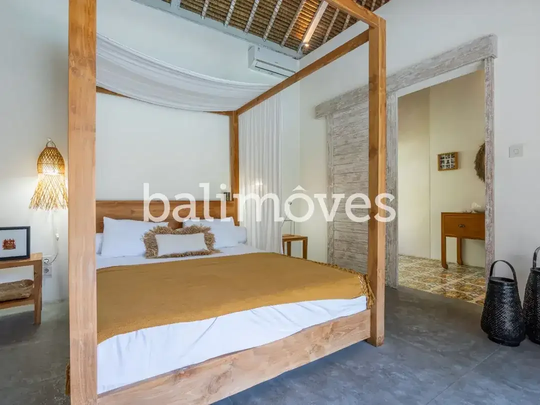 Villa yang Menawan dengan Tiga Kamar Tidur yang Luas di Sanur - Image 10 of 10