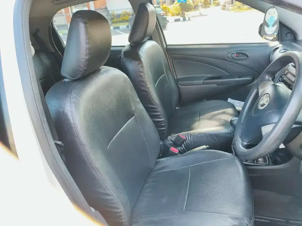 Toyota Etios 2016 Asli Bali Tangan Pertama, Low KM - Image 6 of 10