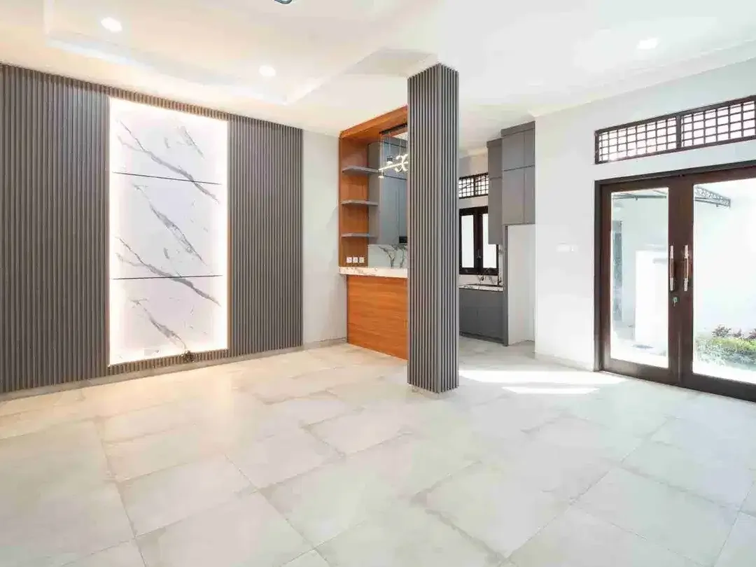 RUMAH NYAMAN DAN STRATEGIS DI RENON - Image 4 of 10