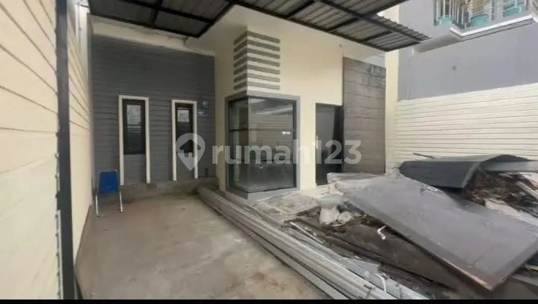 Rumah 2 Lantai Hanya 3 Unit Strategis Gatsu Tengah, Denpasar - Image 1 of 4