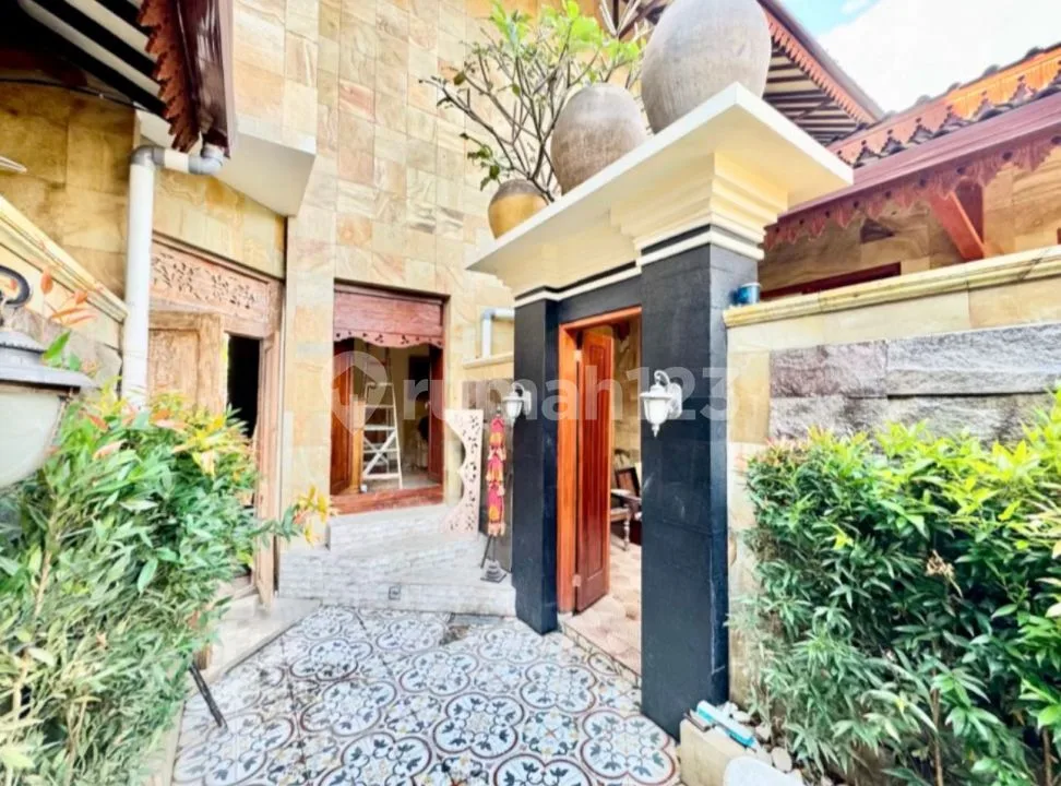 Villa Nuansa Klasik Tradisional Full Furnished Siap Huni Ubud Bali - Image 2 of 4