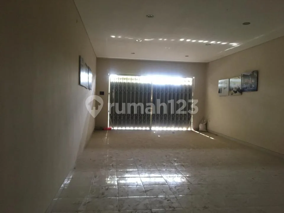 Ruko Murah Bangunan 3lantai Lokasi Strategis Di Bubunan, Seririt - Buleleng, Balidijual Cepat!
ruko 3lt Minimalis Murah Lokasi Strategis
desa Bubunan, Kec. Seririt, Kab. Buleleng, Prov. Bali - Image 3 of 4