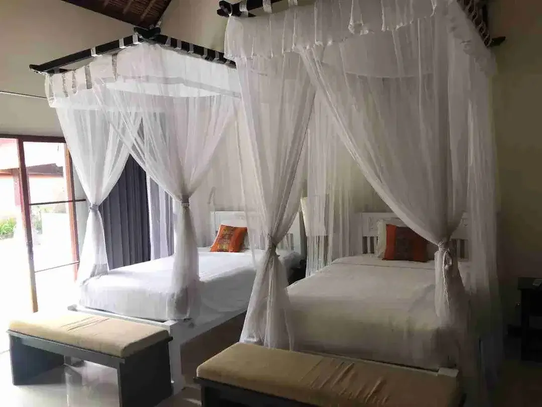 Villa furnished near gusto mertanadi electric bill included pet friendly sublease allowed strategic near seminyak - Image 3 of 10