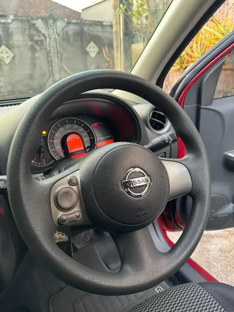 Nissan March 1.5 CC matic asli bali orisinil total bisa kredit DP 10jt - Image 4 of 10