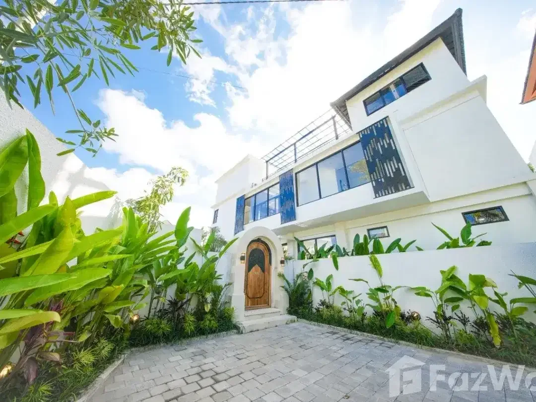 5 Bedroom Villa for sale in Tampak Siring, Bali - Image 1 of 10