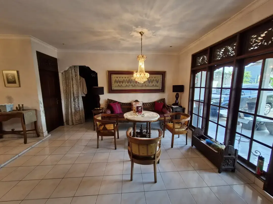 JUAL RUMAH DENPASAR DEKAT UBUD FULL FURNISHED - Image 3 of 10