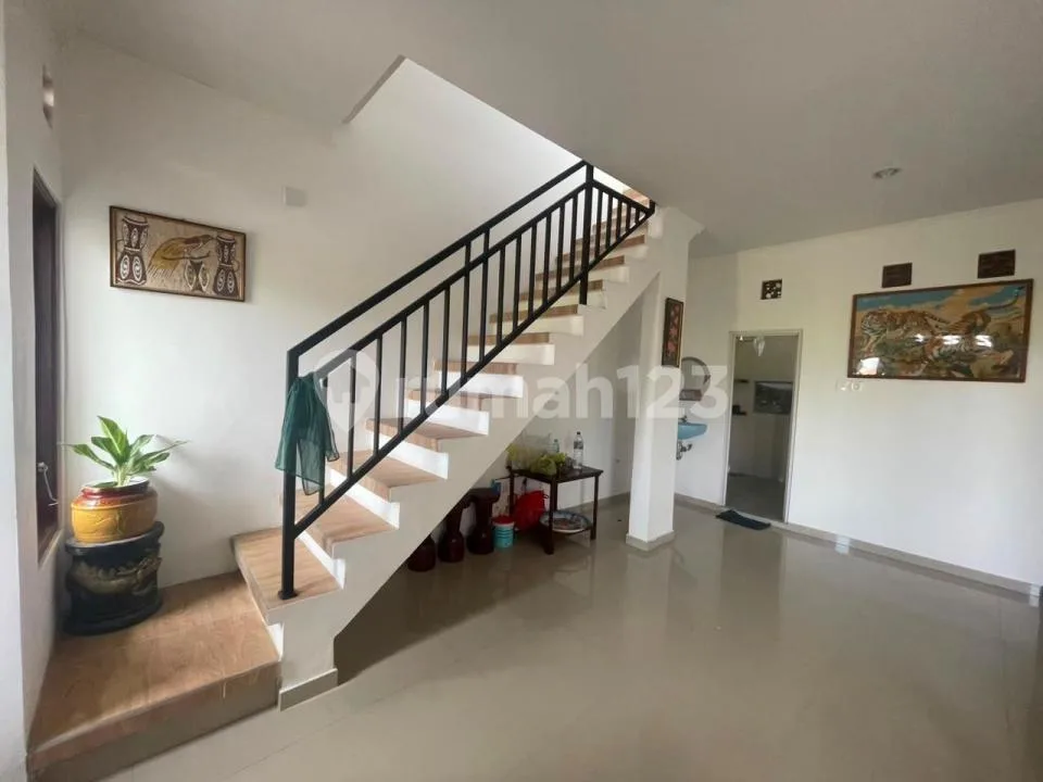 3 Bedrooms House For Rent In Tibubeneng, Canggu - Image 3 of 4