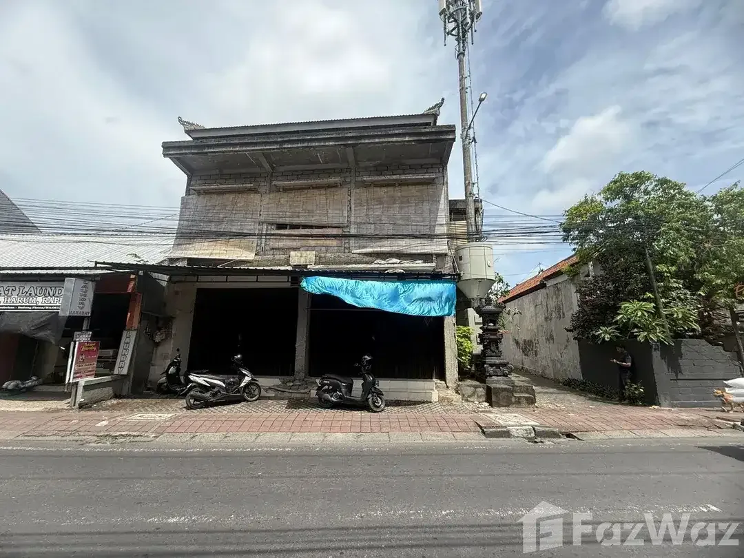 Land for sale in Kerobokan, Bali - Image 1 of 5