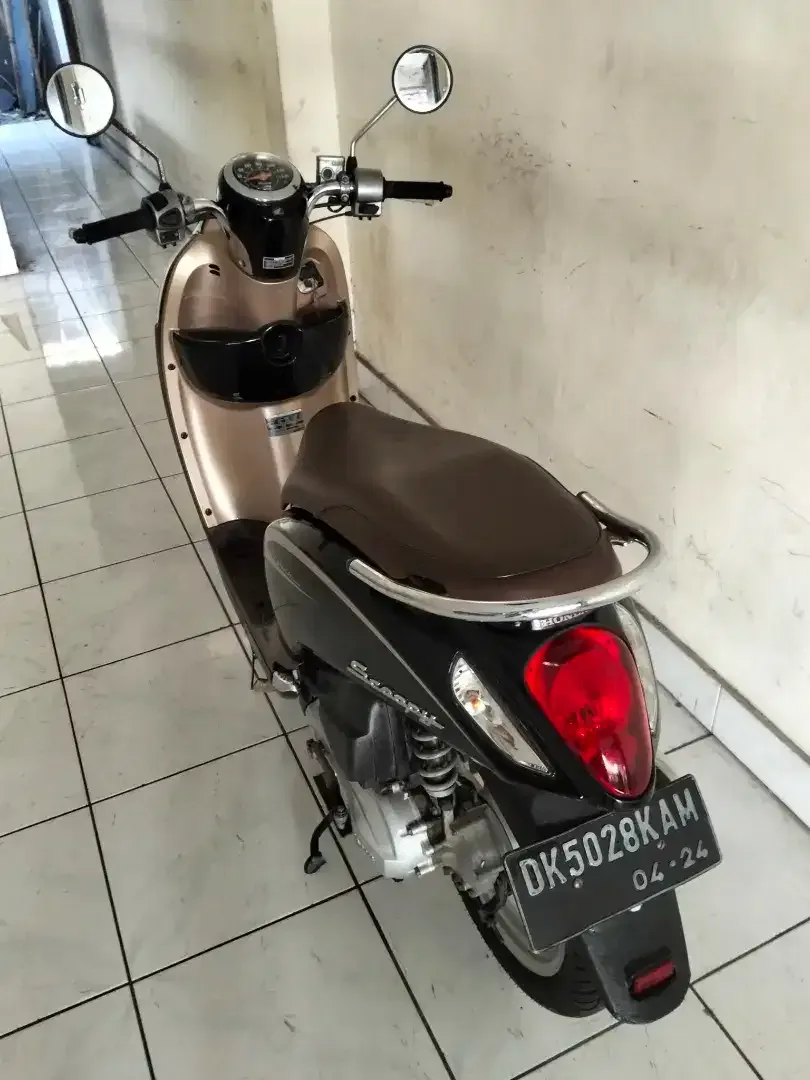 HONDA SCOOPY FI TAHUN 2014 PAJAK OFF 4 X SURAT LENGKAP - Image 4 of 5