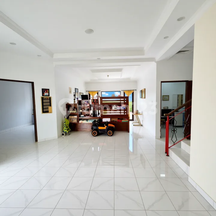 Rumah 2 Lantai Dalam Kompleks Depan Trans Mal Imam Bonjol - Image 3 of 4