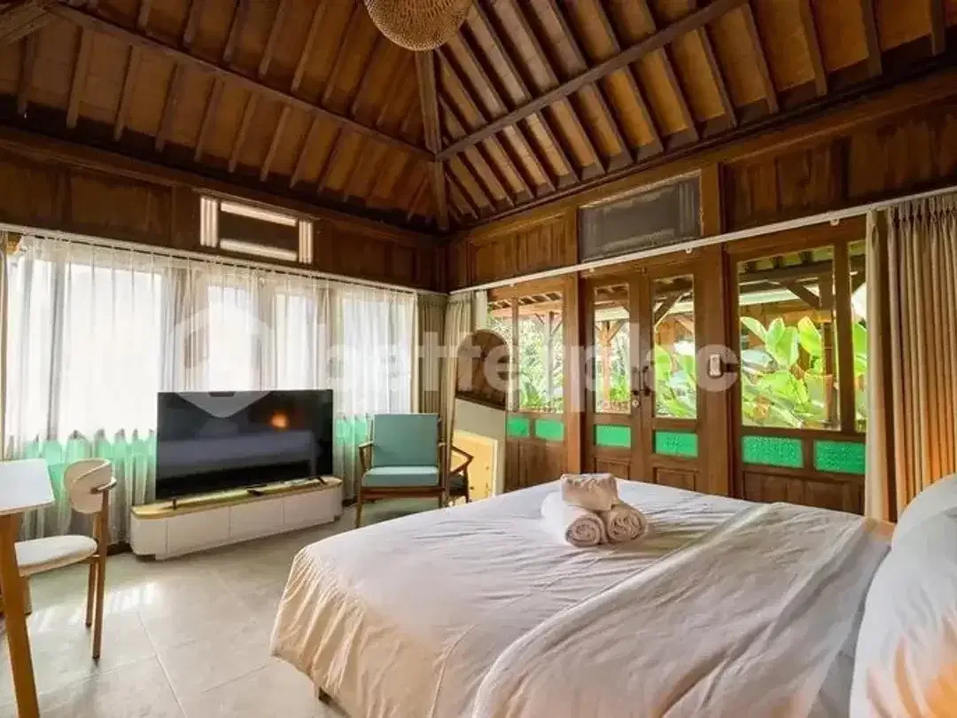 Fully Operational 9-Unit Boutique Villa Complex in Berawa, Canggu - Image 10 of 10