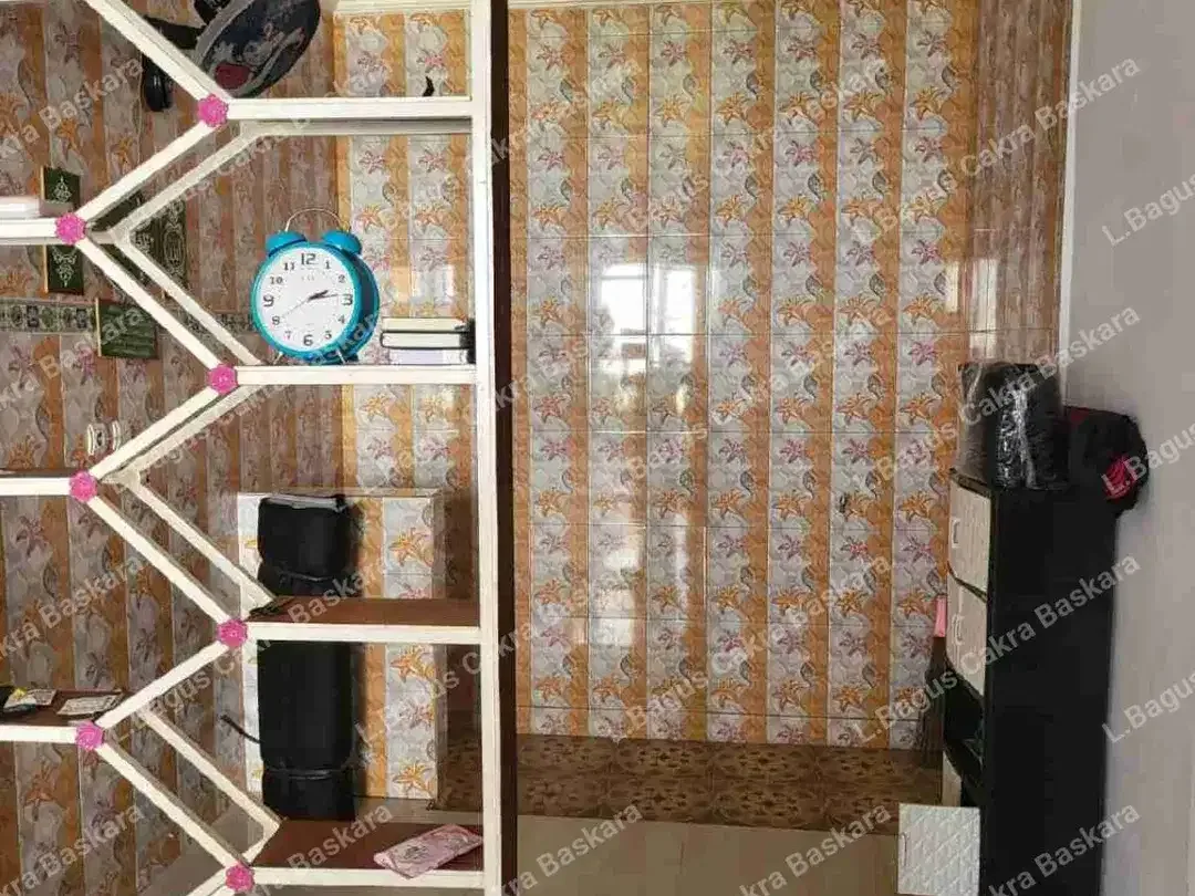 Disewakan Rumah 2 Lantai Minimalis 
Grand Mansion, Munggu Badung - Image 8 of 9