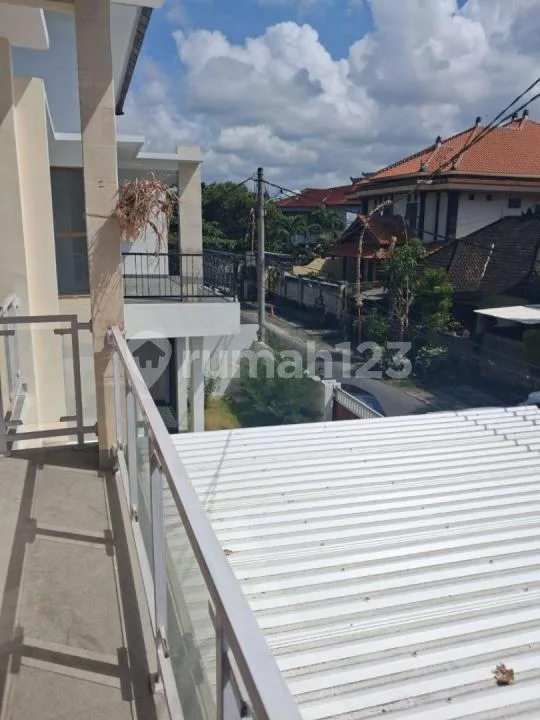 Dikontrakkan Rumah Baru Siap Huni di Renon - Image 2 of 4