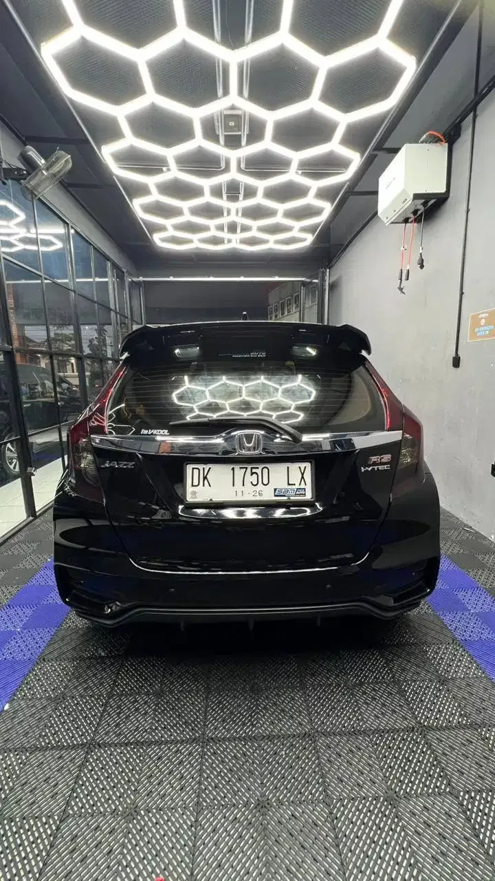 HONDA JAZZ RS 2018 HITAM AT ASLI BALI - Image 7 of 10