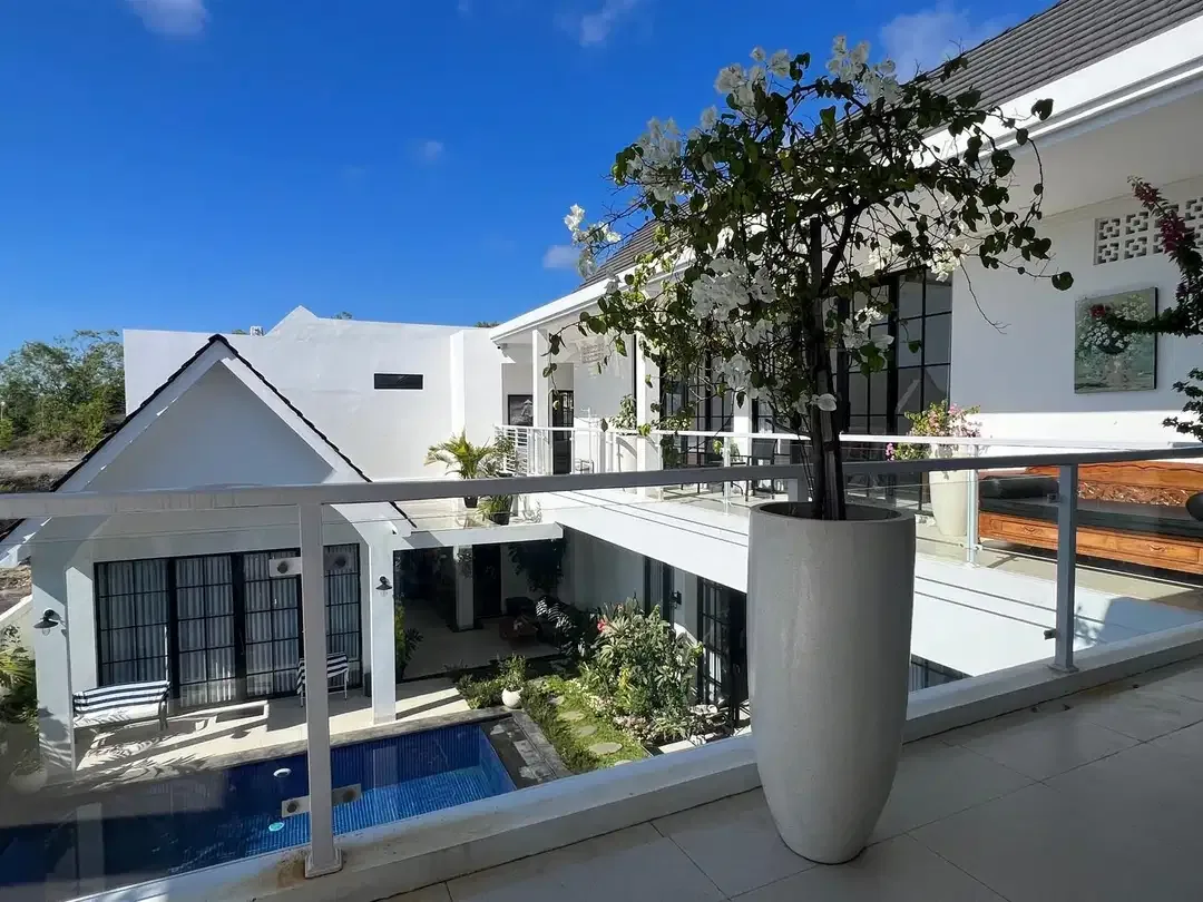 Villa 8 kamar Dharmawangsa - Image 4 of 10
