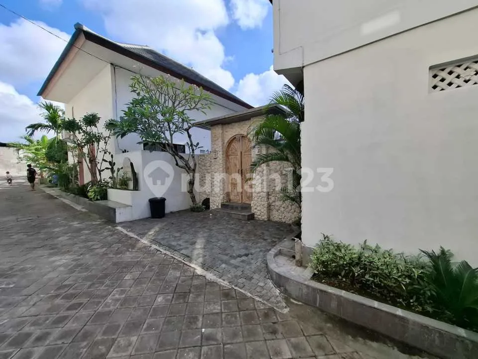 Villa Sewa  Jalan Raya Canggu Cocok buat Keluarga - Image 1 of 4