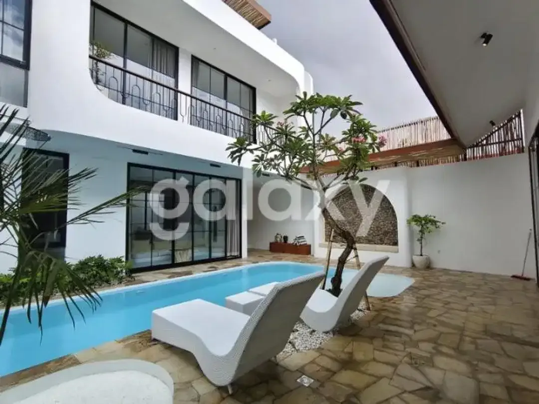 BRAND NEW VILLA 2 LANTAI VIEW GWK DI TOYANING UNGASAN BADUNG, BALI - Image 1 of 10