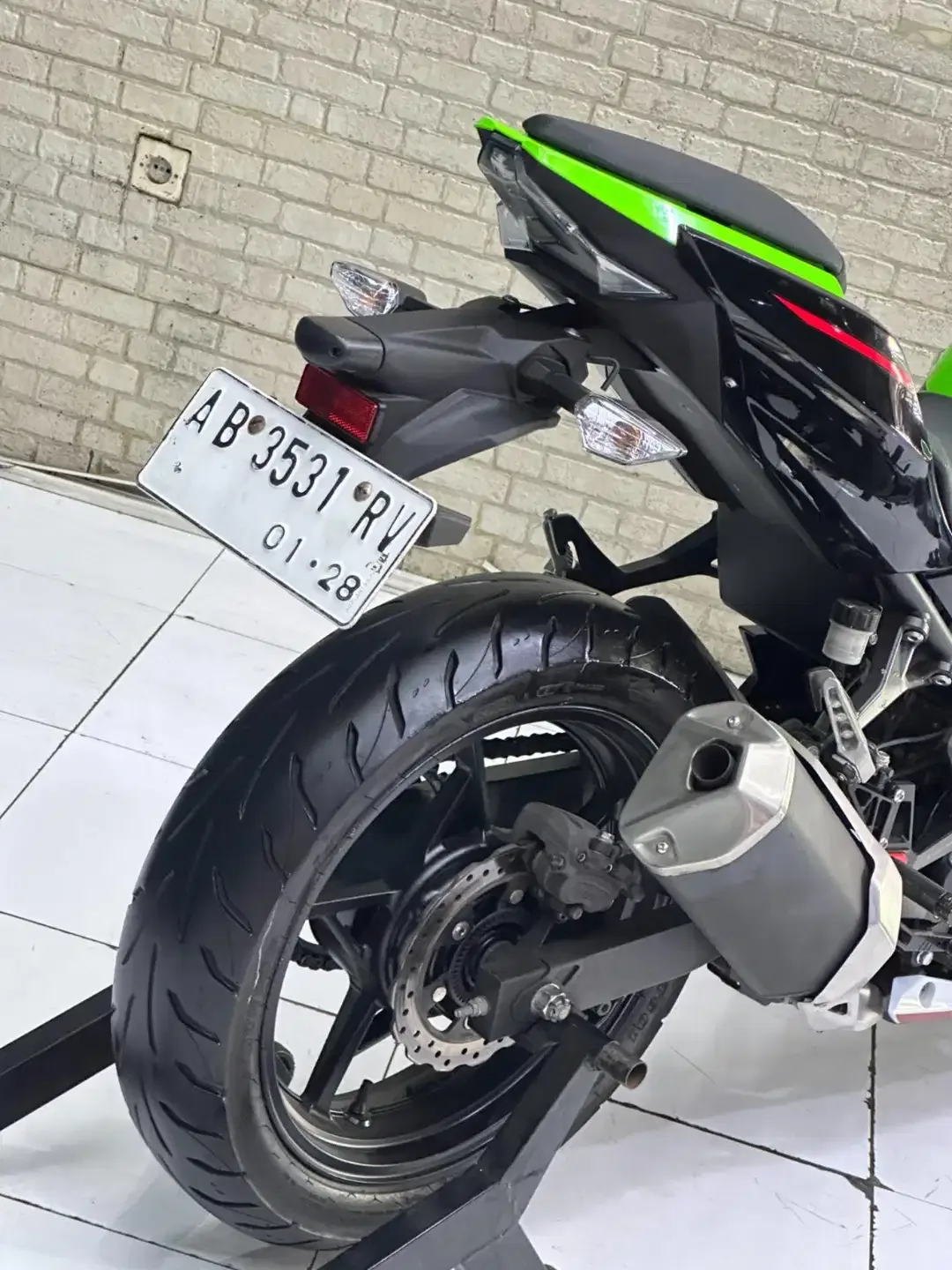 KAWASAKI NINJA 250 FI ABS KEYLESS TH 2023 LIVERY KRT EDITION - Image 10 of 10