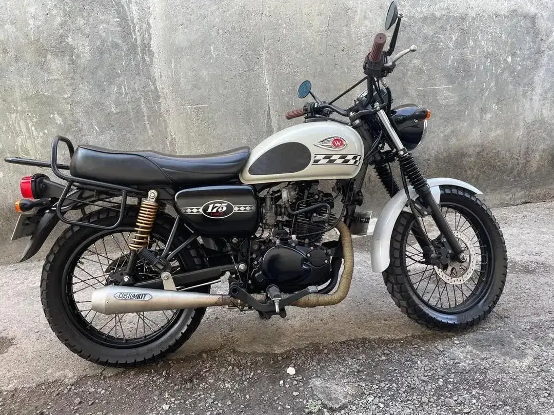 W175 2023 /bintang dewata motor / - Image 1 of 2