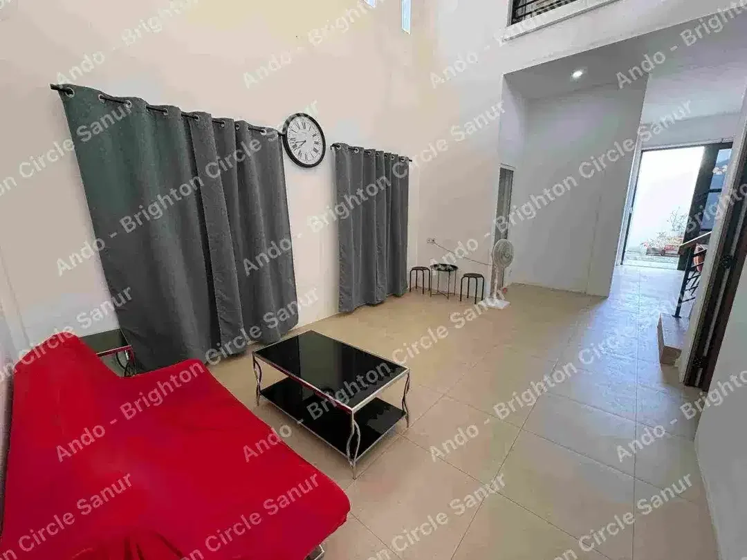 RUMAH MODERN 4 KAMAR TIDUR YANG BARU DIRENOVASI DAN DILENGKAPI PERABOT DI SANUR - Image 10 of 10