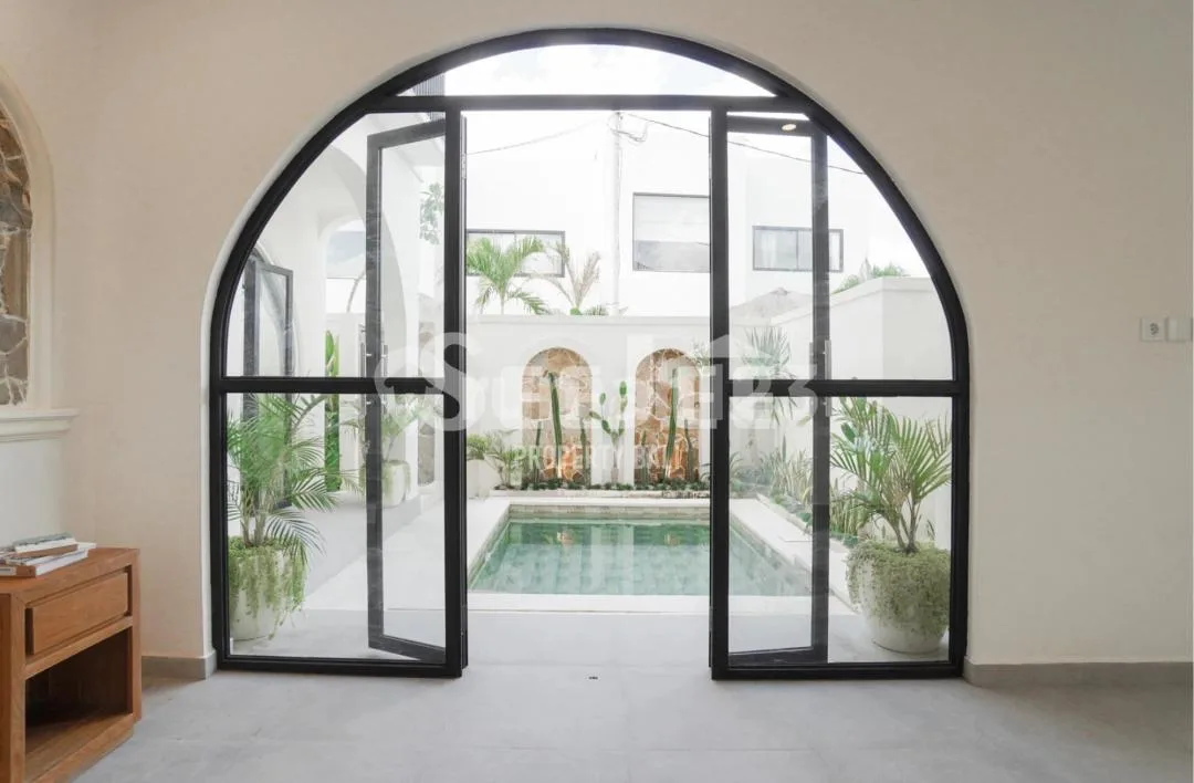 Dijual Villa Baru Siap Huni - Hak Milik - 3 Kamar - di Buduk Dekat Canggu, Bali - Area Berkembang Pesat - Svfc066 - Image 2 of 4