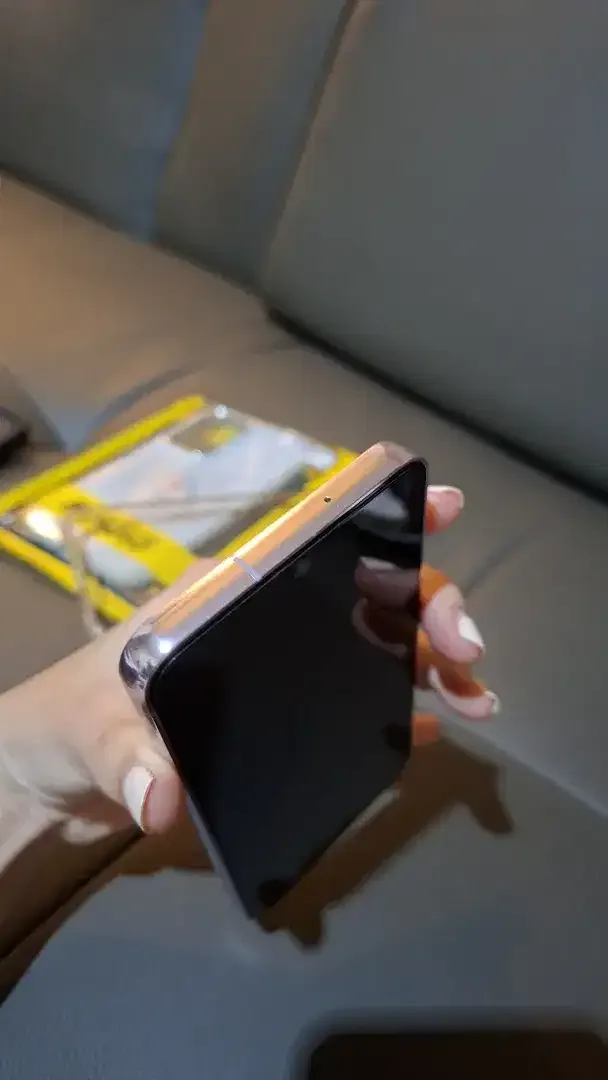 Samsung S23 5 G - Image 3 of 10