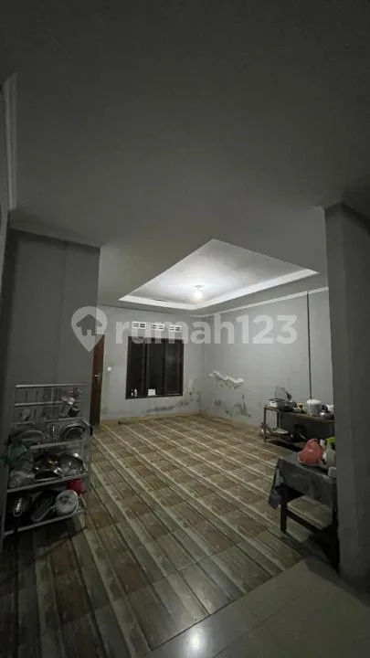 Rumah 2 Lantai Area Siulan, Denpasar Timur - Image 1 of 3