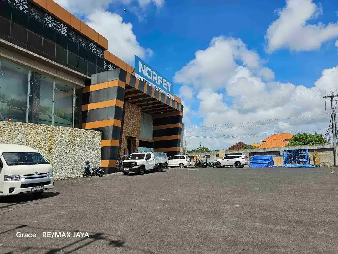 Gedung 37 Are di Area Bypass Jimbaran - Image 9 of 10