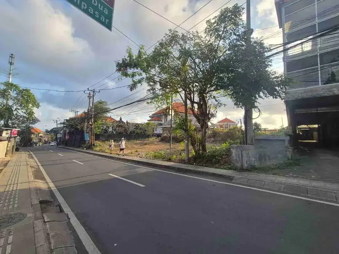 DI SEWAKAN TANAH STRATEGIS Jl.RAYA BALI CLIFF UNGASAN - Image 6 of 10